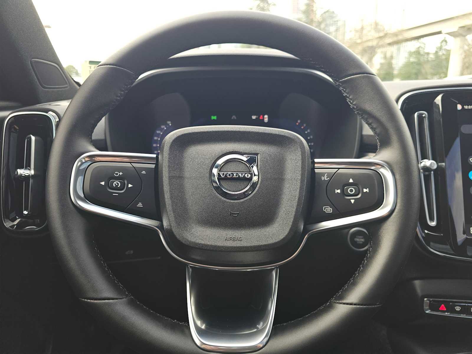 Certified 2026 Volvo XC40 B5 Ultra w/ Climate Package image 25