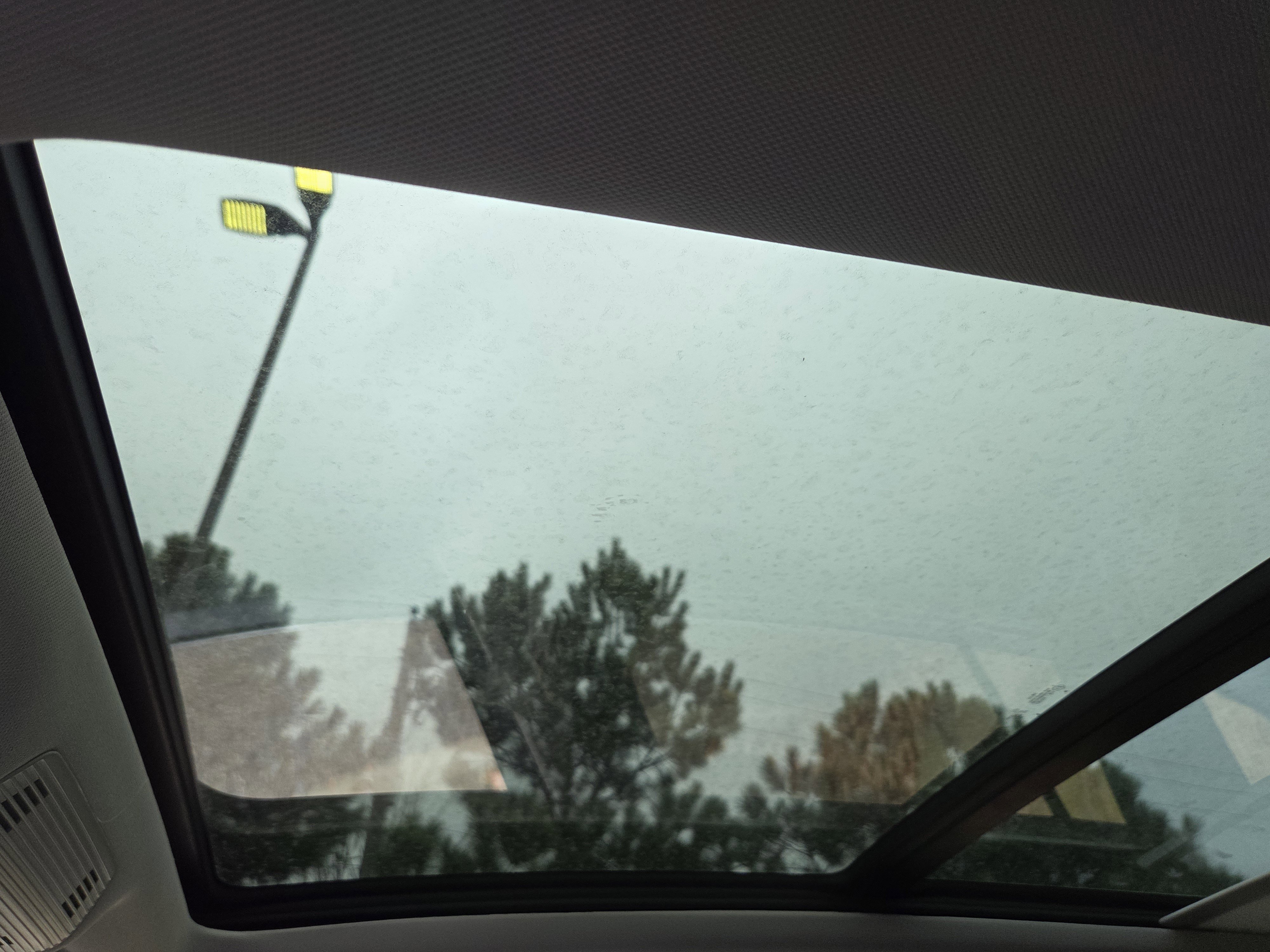 New 2026 Volkswagen Atlas SE image 10