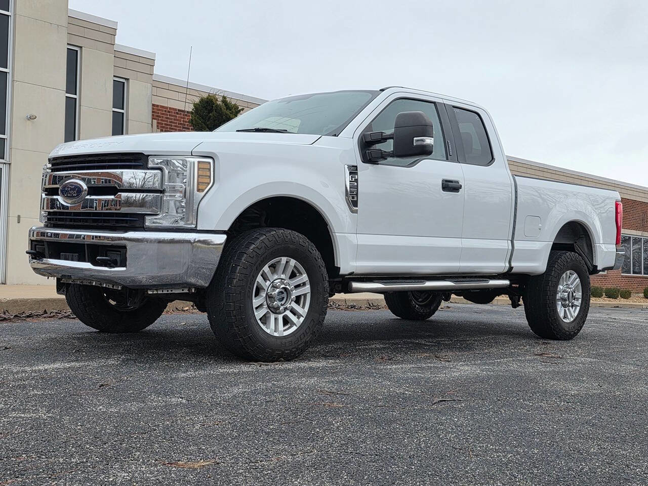 Used 2018 Ford F250 XLT image 3