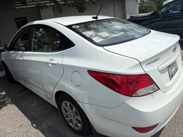 Used 2013 Hyundai Accent GLS FWD image 5