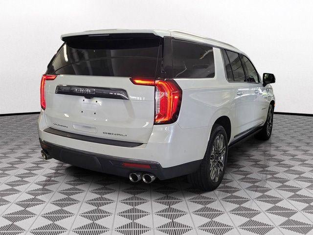 Used 2024 GMC Yukon XL Denali Ultimate AWD/4WD image 6