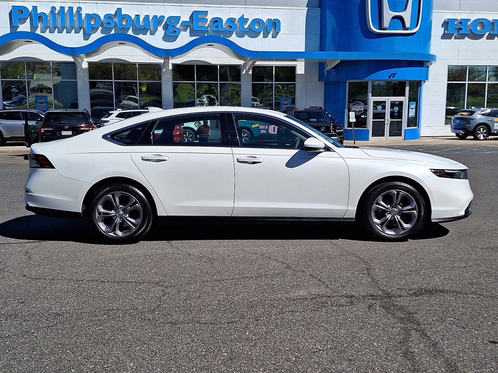 Used 2024 Honda Accord EX image 7