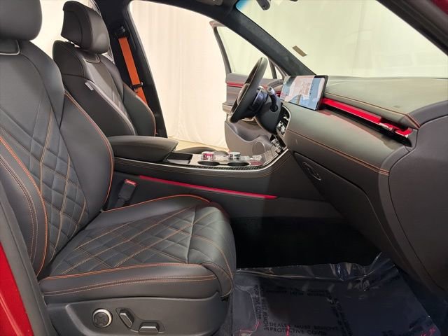 Used 2026 Genesis GV70 3.5T Sport Prestige image 25