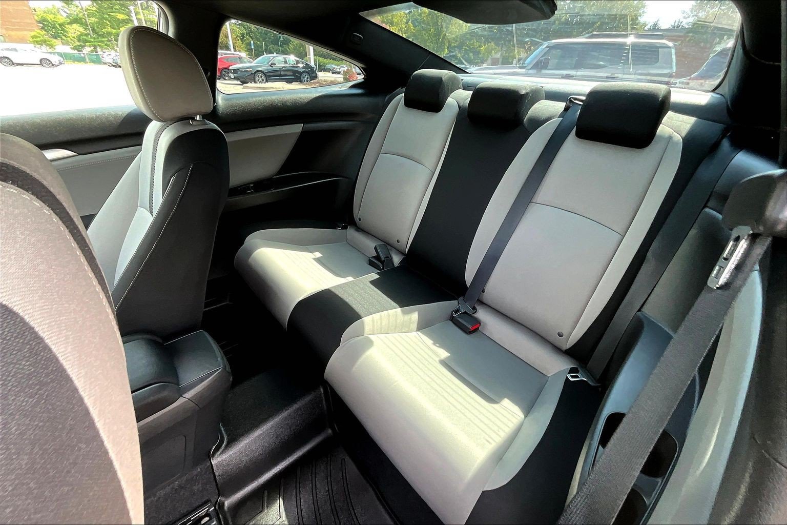 Used 2016 Honda Civic EX-T image 27