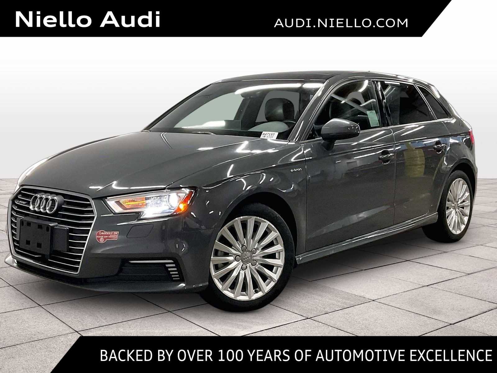 Used 2017 Audi A3 e-tron Premium video 1