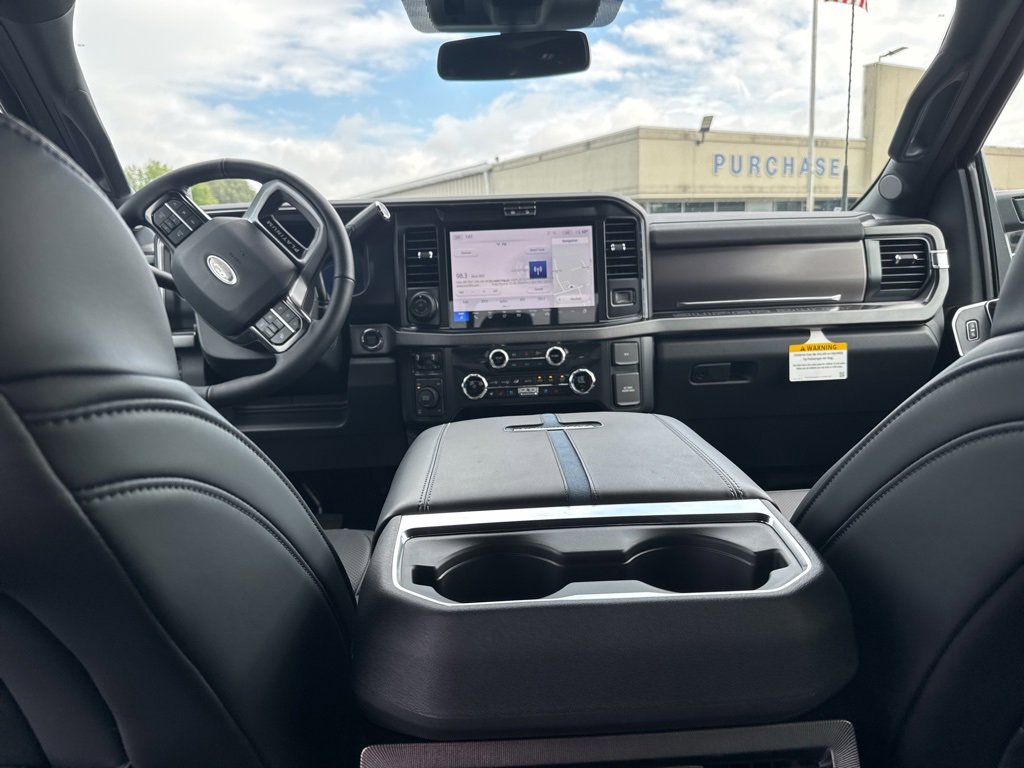 New 2026 Ford F350 Platinum w/ FX4 Off-Road Package image 16