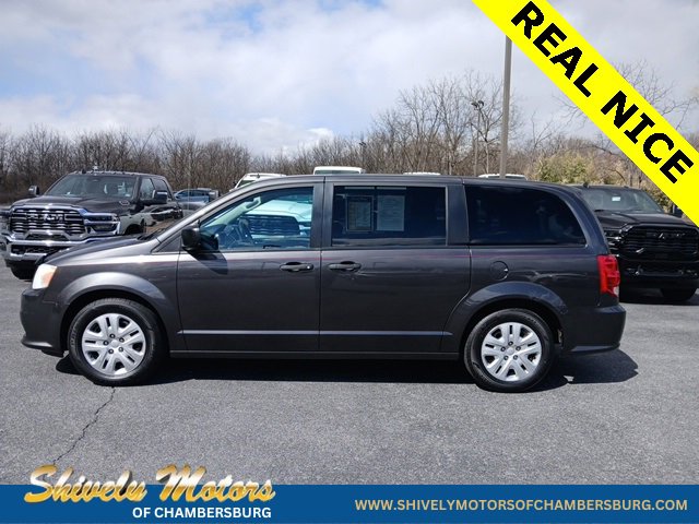 Used 2019 Dodge Grand Caravan SE w/ UConnect Hands-Free Group image 3