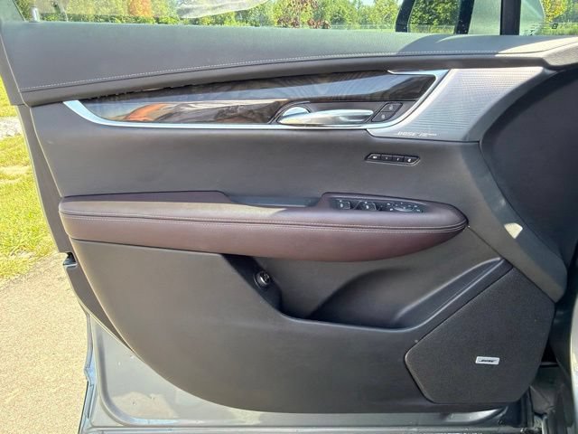 Used 2023 Cadillac XT6 Premium Luxury w/ Technology Package FWD image 28