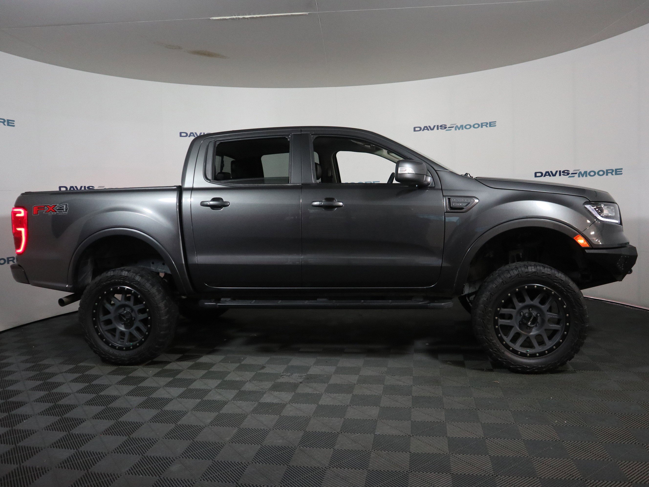 Used 2019 Ford Ranger Lariat w/ Equipment Group 501A Mid image 4