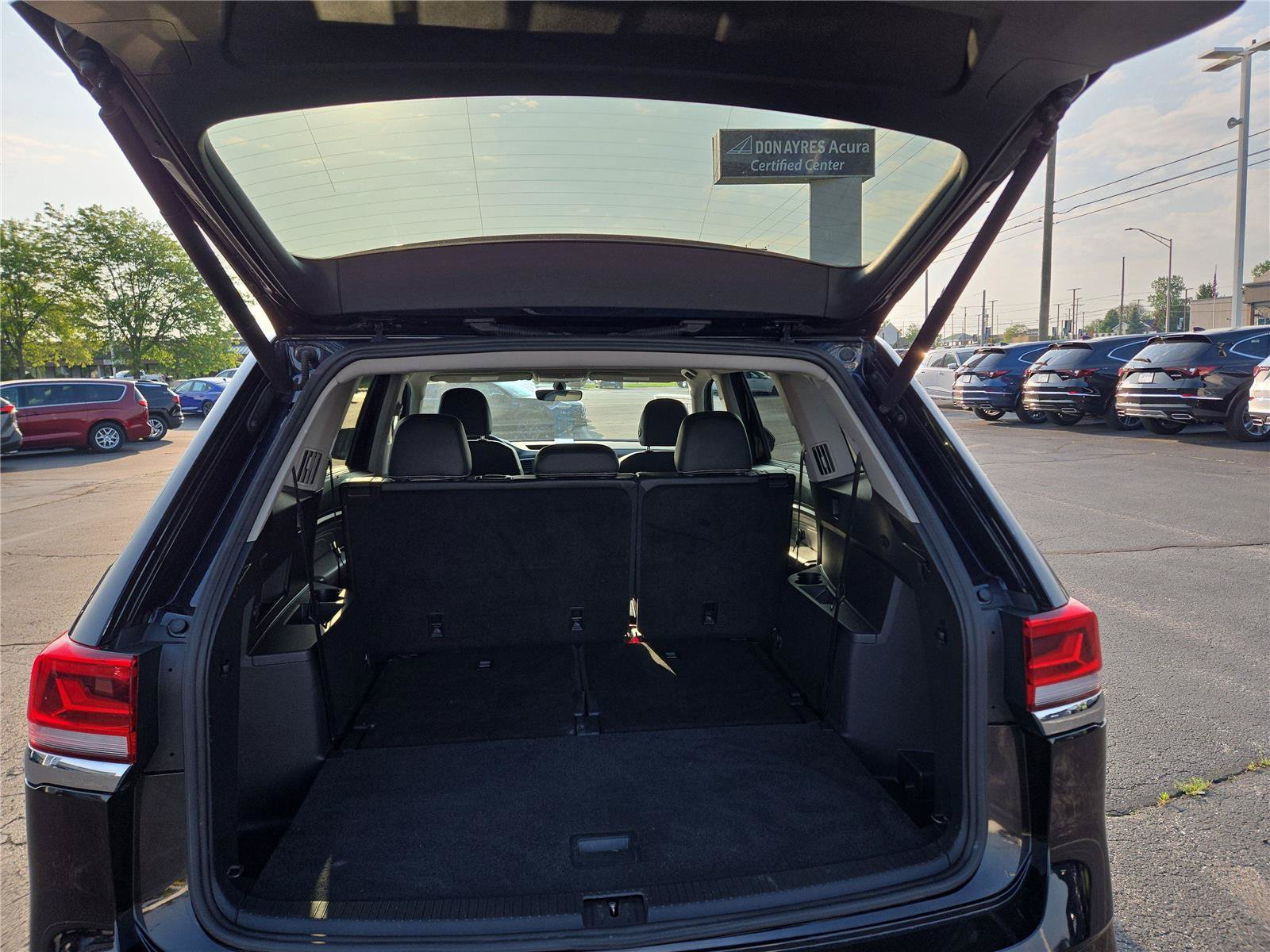 Used 2021 Volkswagen Atlas SE AWD/4WD image 32