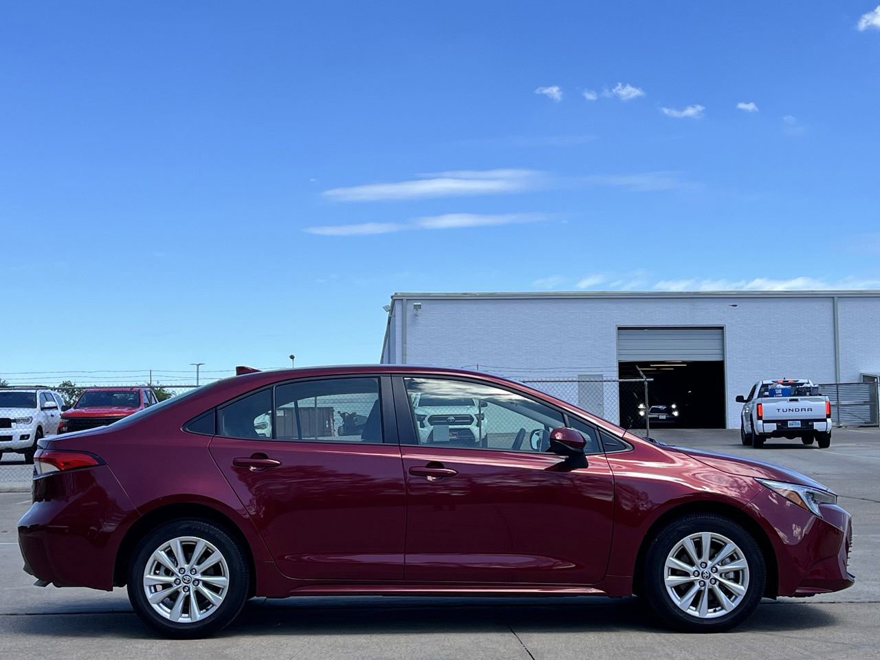 Used 2026 Toyota Corolla LE w/ LE Premium Package image 2