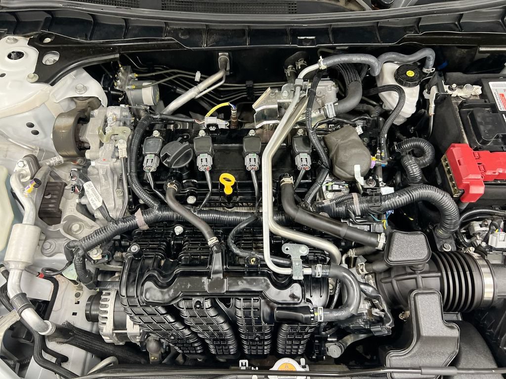 Used 2025 Nissan Altima 2.5 SV FWD image 24