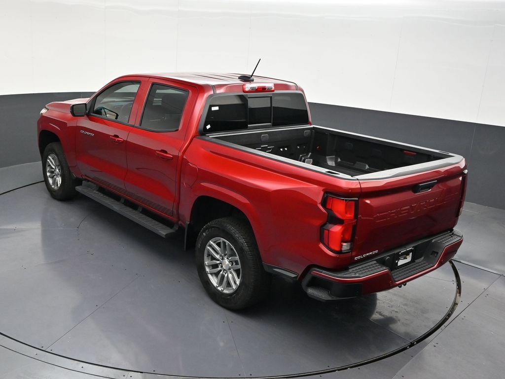 Used 2025 Chevrolet Colorado LT w/ LT Convenience Package RWD image 18