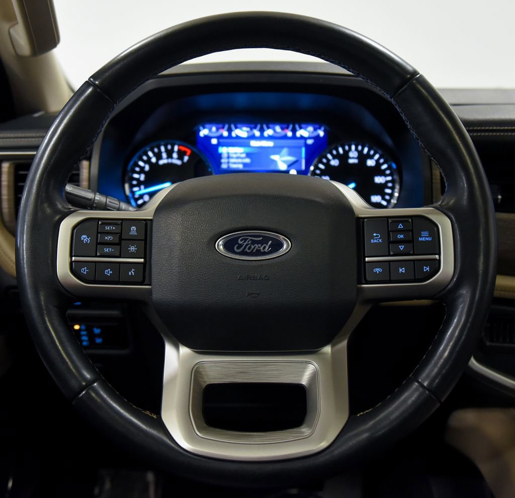 Used 2024 Ford Expedition Limited image 31