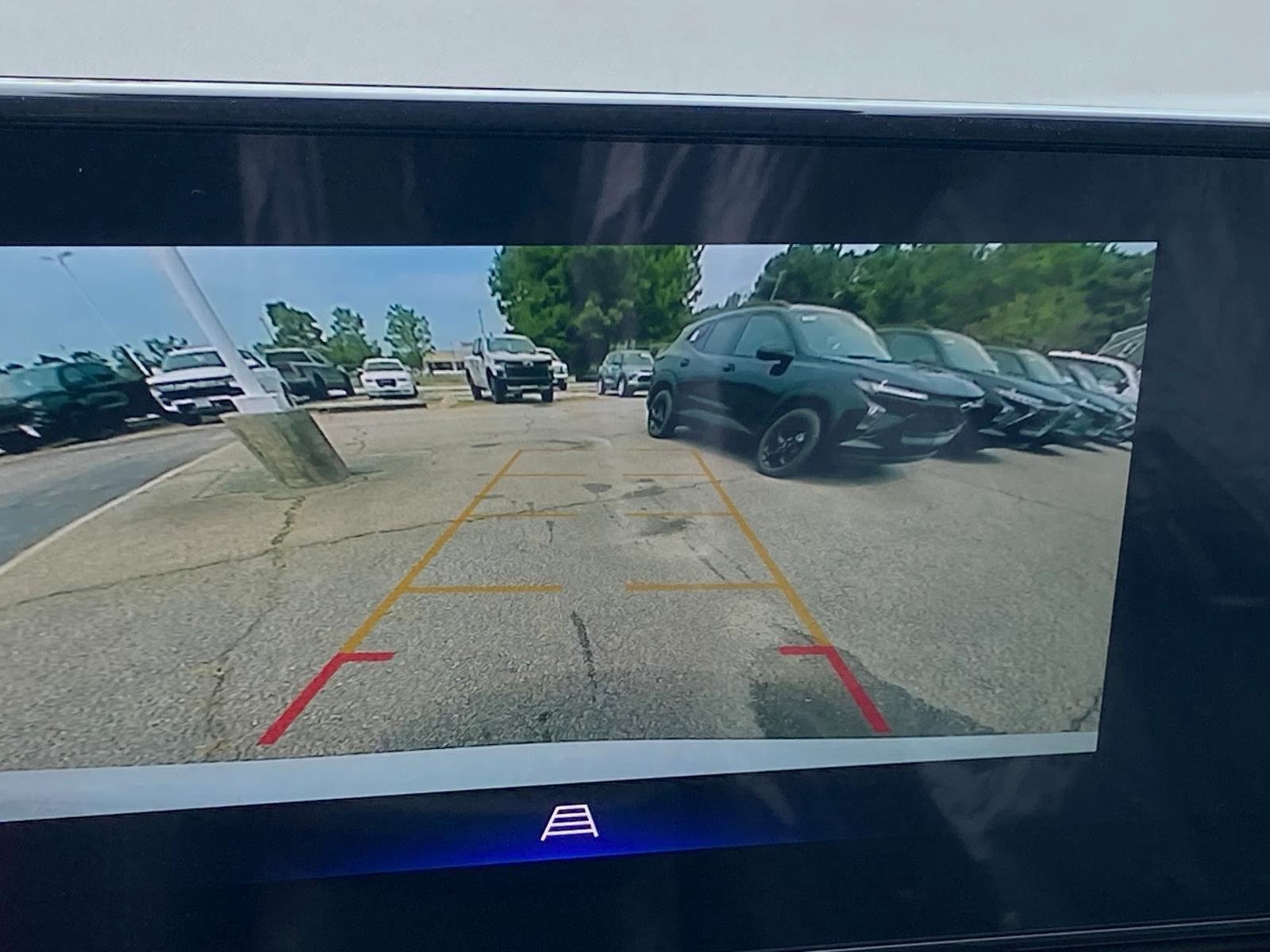 New 2026 Chevrolet Trax LT w/ Driver Confidence Package FWD image 15