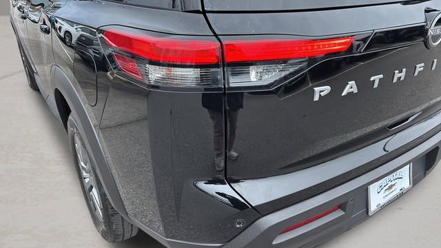 Used 2024 Nissan Pathfinder SV image 35