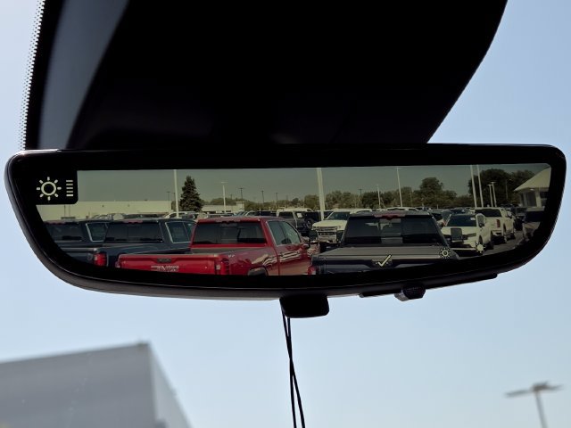 Used 2025 Chevrolet Silverado 2500 High Country w/ High Country Premium Package AWD/4WD image 39
