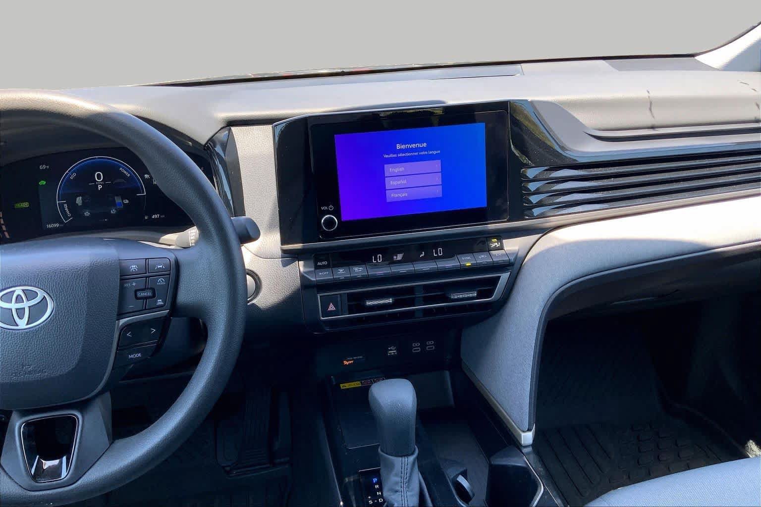 Certified 2025 Toyota Camry LE FWD image 6