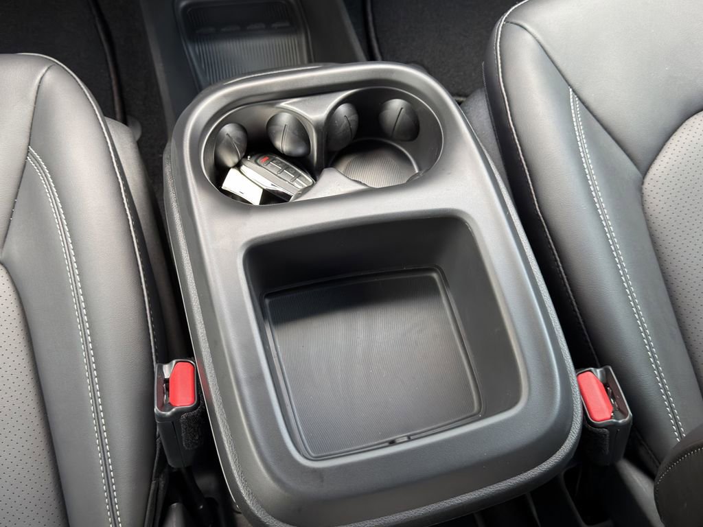 New 2026 Chrysler Voyager LX FWD image 16