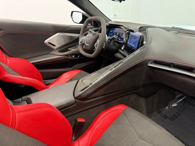 Used 2022 Chevrolet Corvette Stingray Premium Cpe w/ Z51 Performance Package image 30