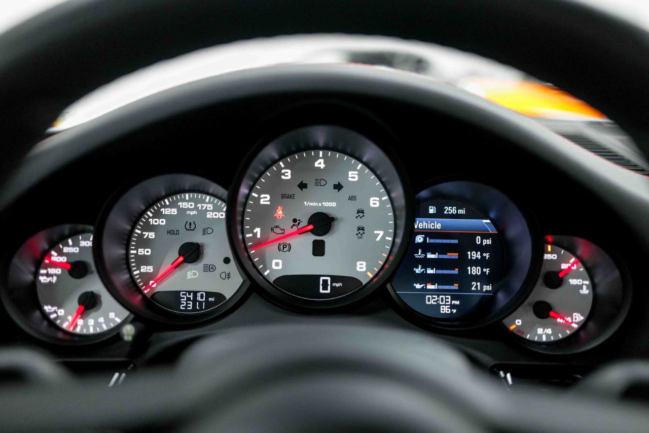 Used 2018 Porsche 911 Carrera T RWD image 73