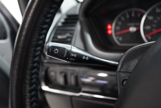 Used 2009 Mitsubishi Galant ES image 20