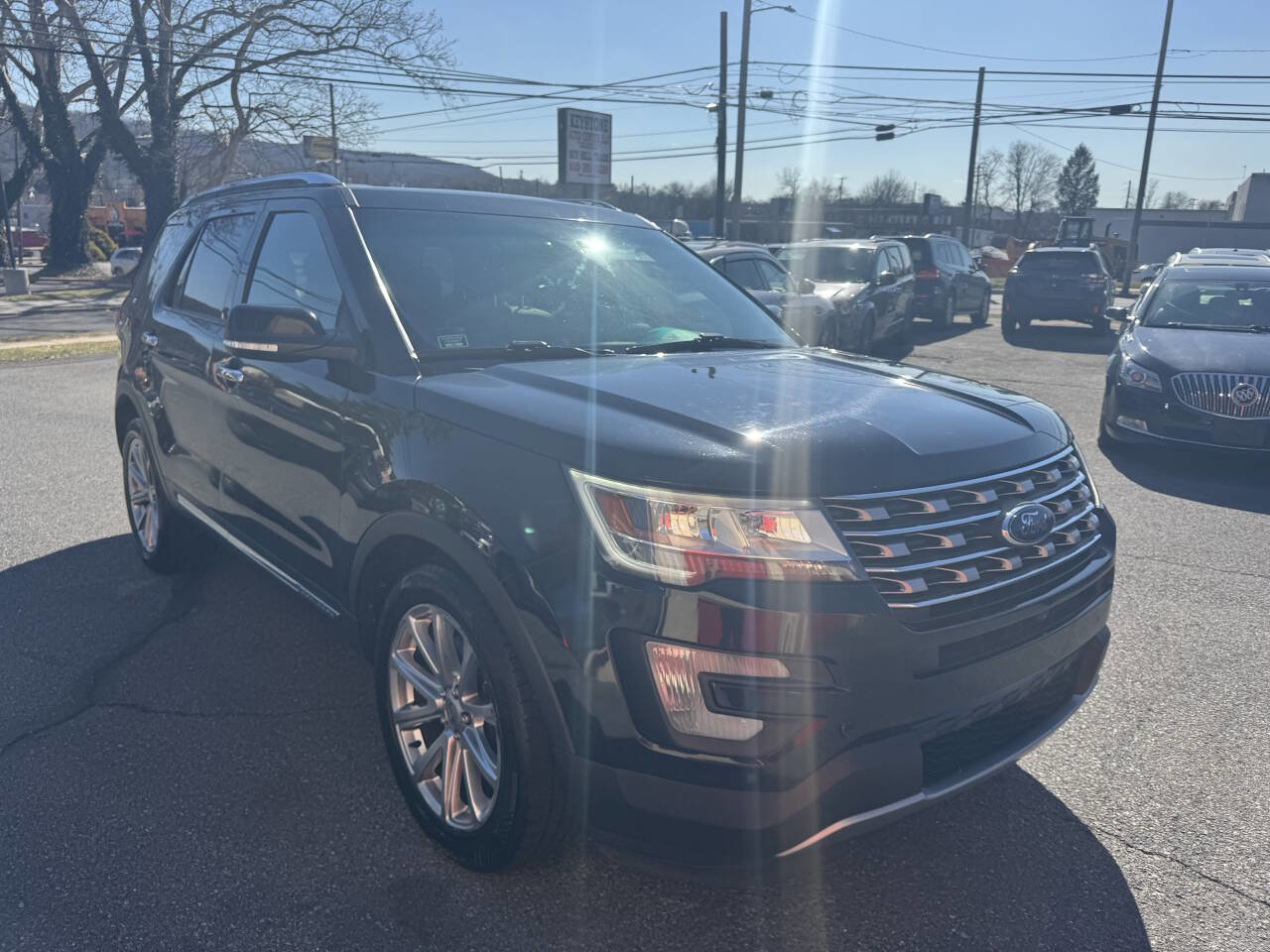 Used 2016 Ford Explorer Limited FWD image 10