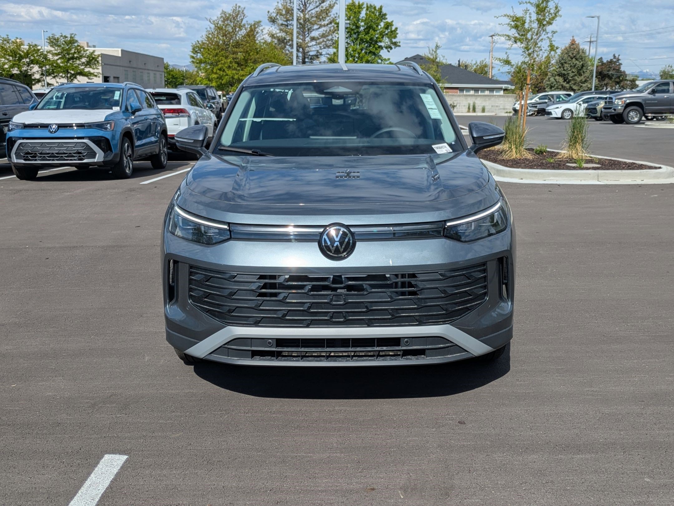 New 2026 Volkswagen Tiguan SE AWD/4WD image 11