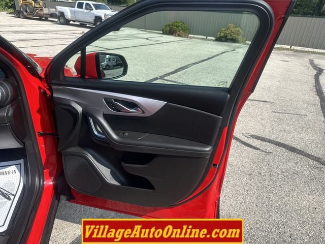 Used 2022 Chevrolet Blazer LT AWD/4WD image 37