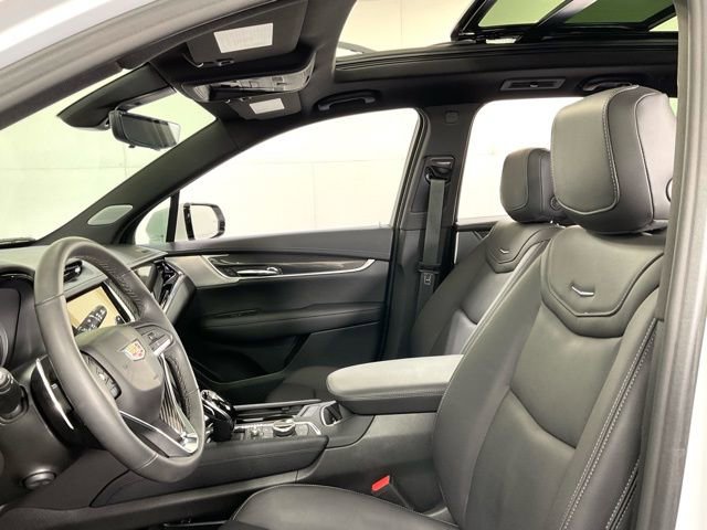 Certified 2025 Cadillac XT6 Sport w/ LPO, Red Accent Package image 26