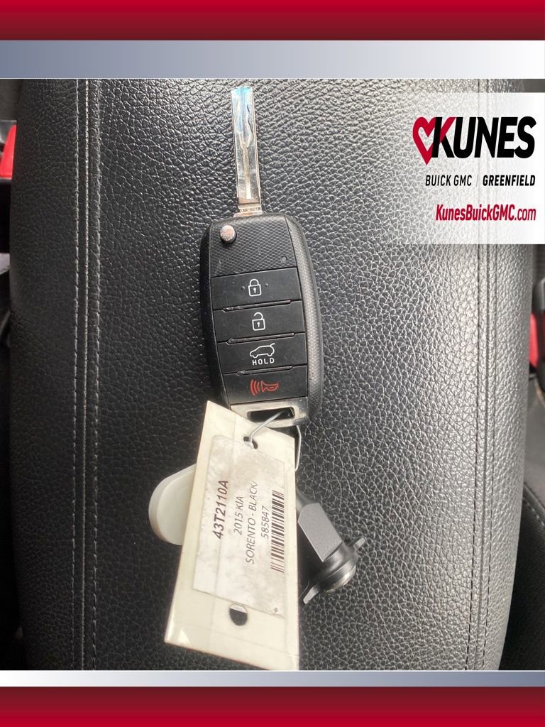 Used 2015 Kia Sorento LX image 17