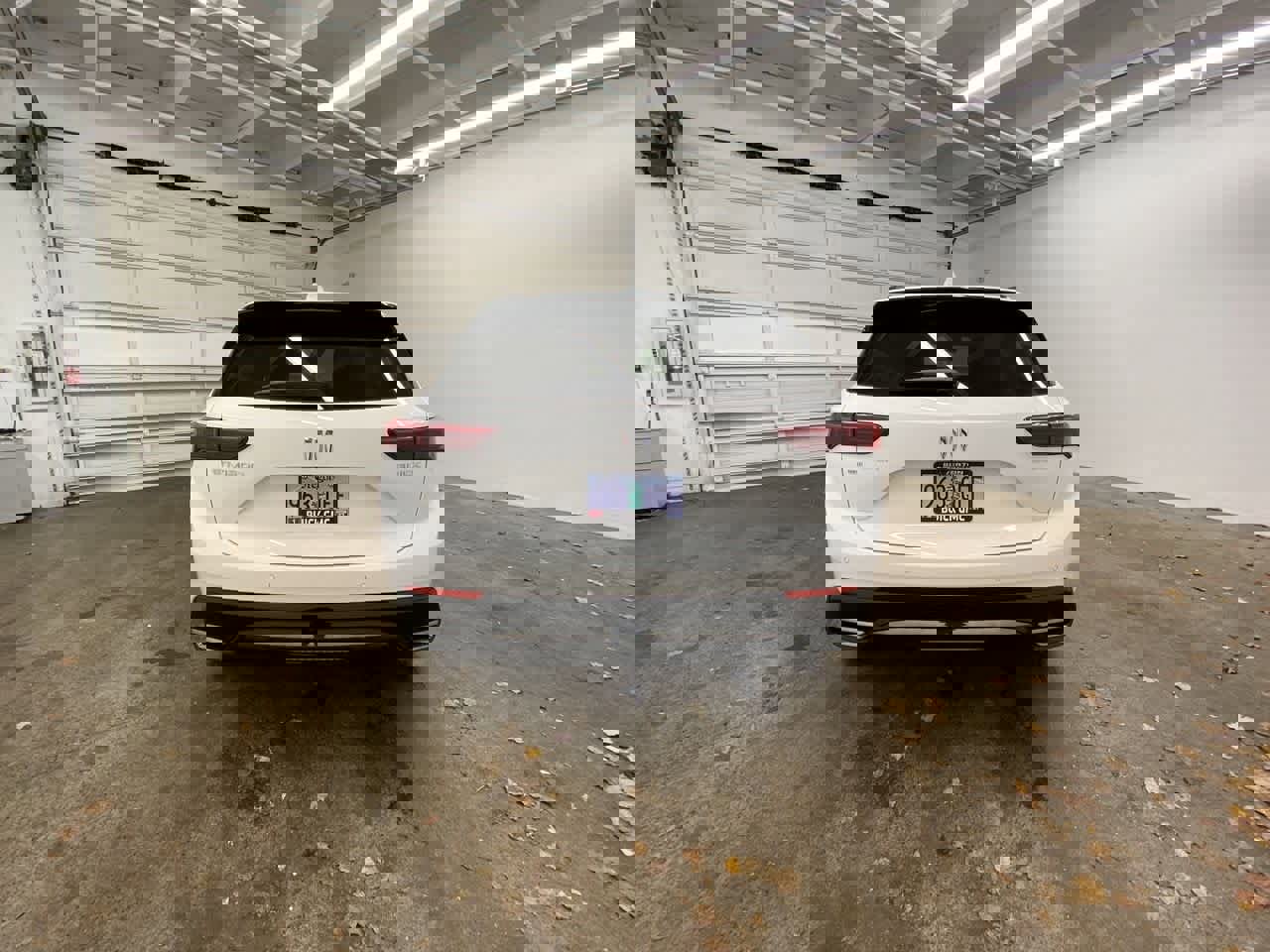 Used 2025 Buick Envision Sport Touring image 5