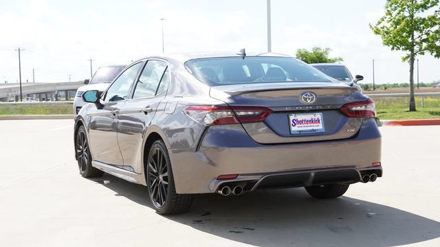 Used 2024 Toyota Camry XSE FWD image 7