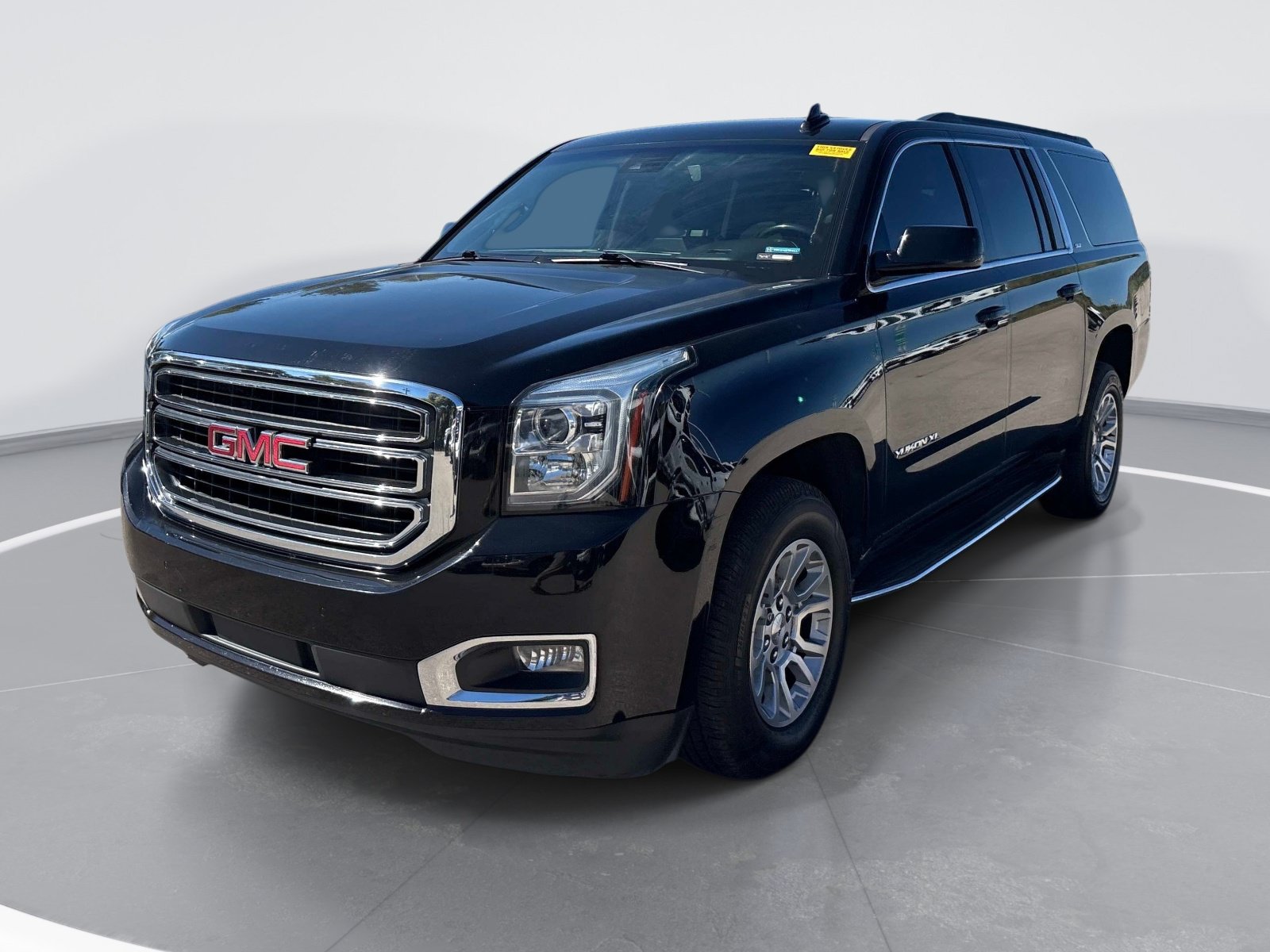 Used 2019 GMC Yukon XL SLT AWD/4WD image 3