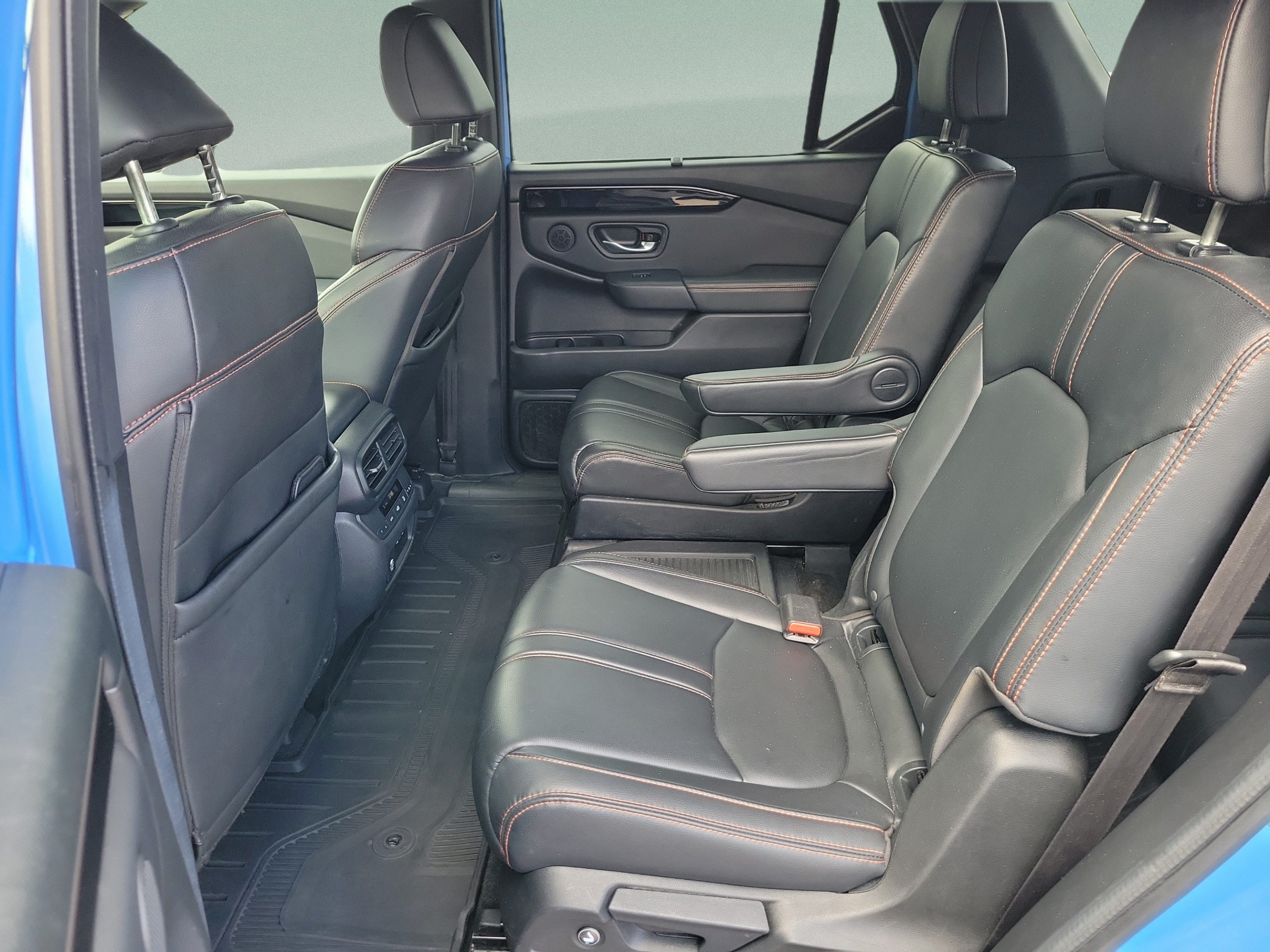 Used 2024 Honda Pilot TrailSport image 9