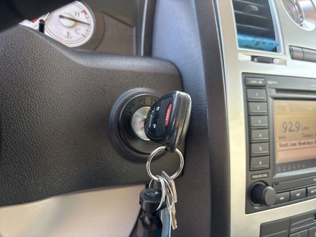 Used 2007 Chrysler 300 C w/ Protection Group II image 27