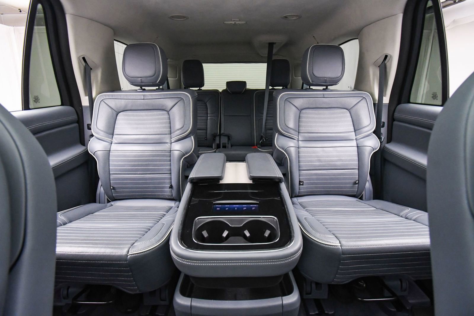 Used 2024 Lincoln Navigator L Black Label image 20