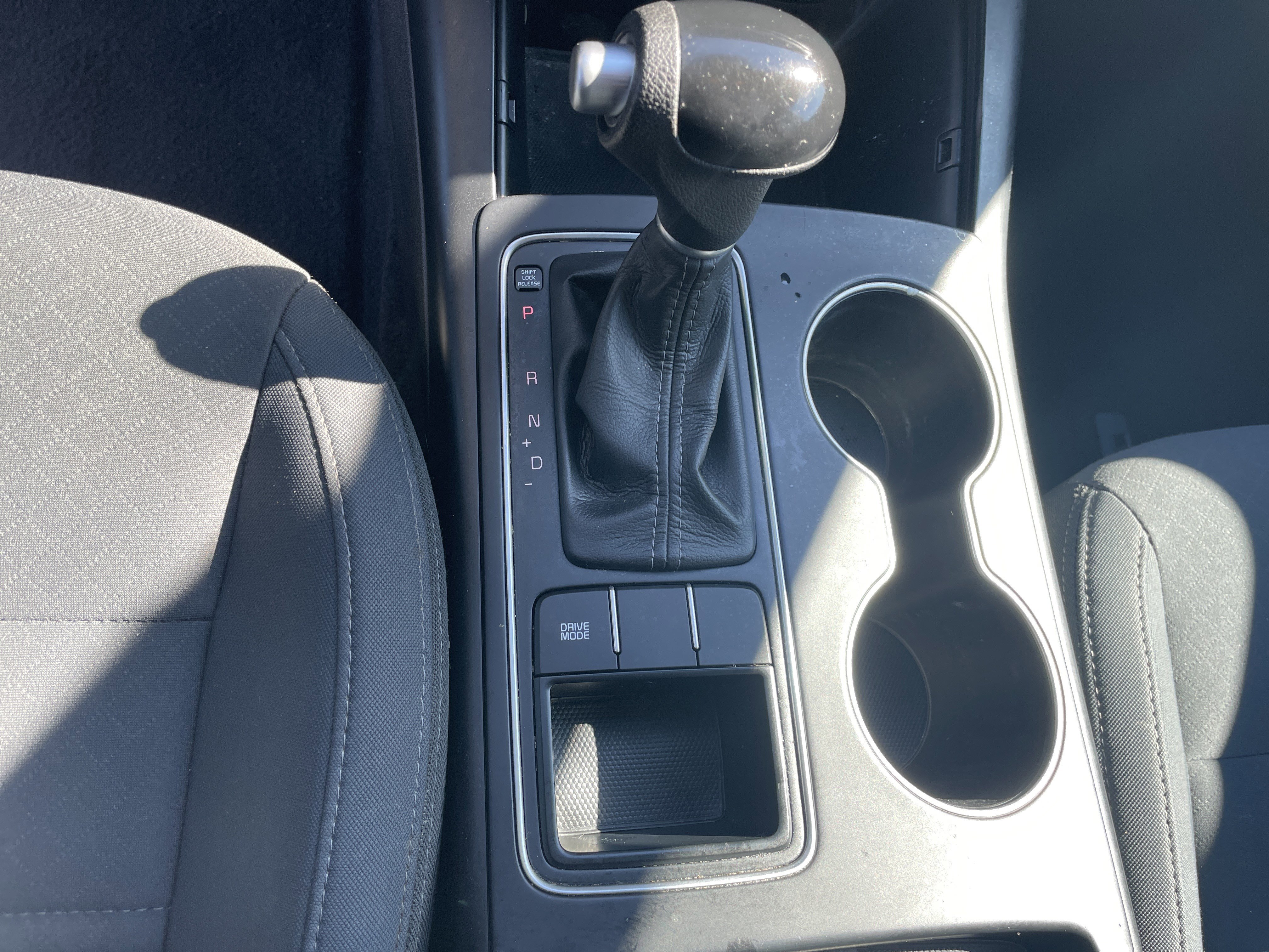 Used 2017 Kia Sorento LX image 49