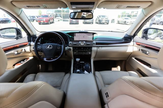 Used 2016 Lexus LS 460 L AWD/4WD image 18