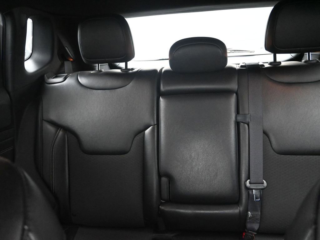 Used 2023 Jeep Compass Altitude image 14