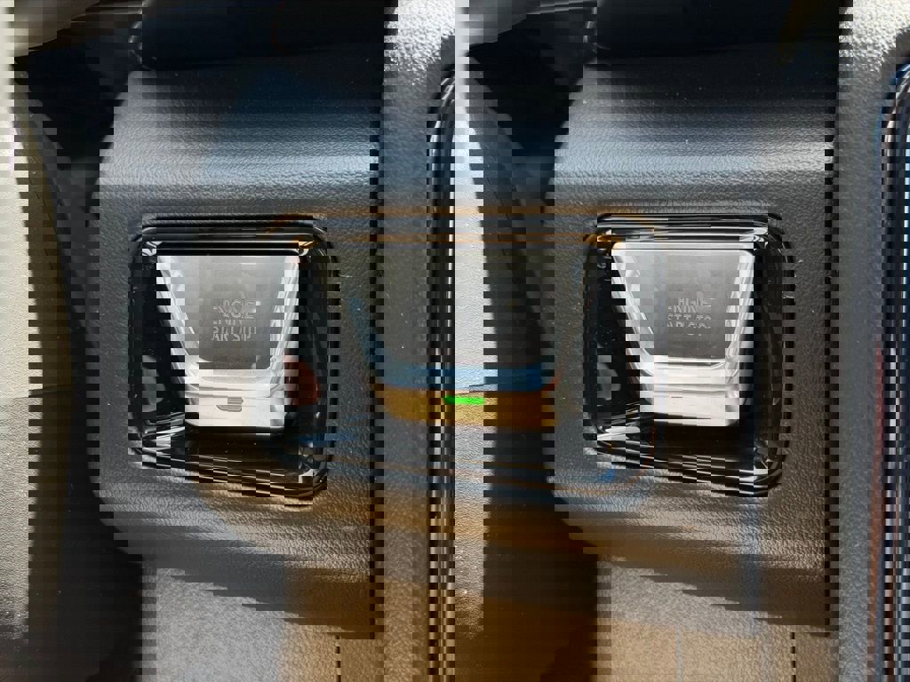 New 2026 GMC Yukon AT4 w/ AT4 Premium Plus Package image 32