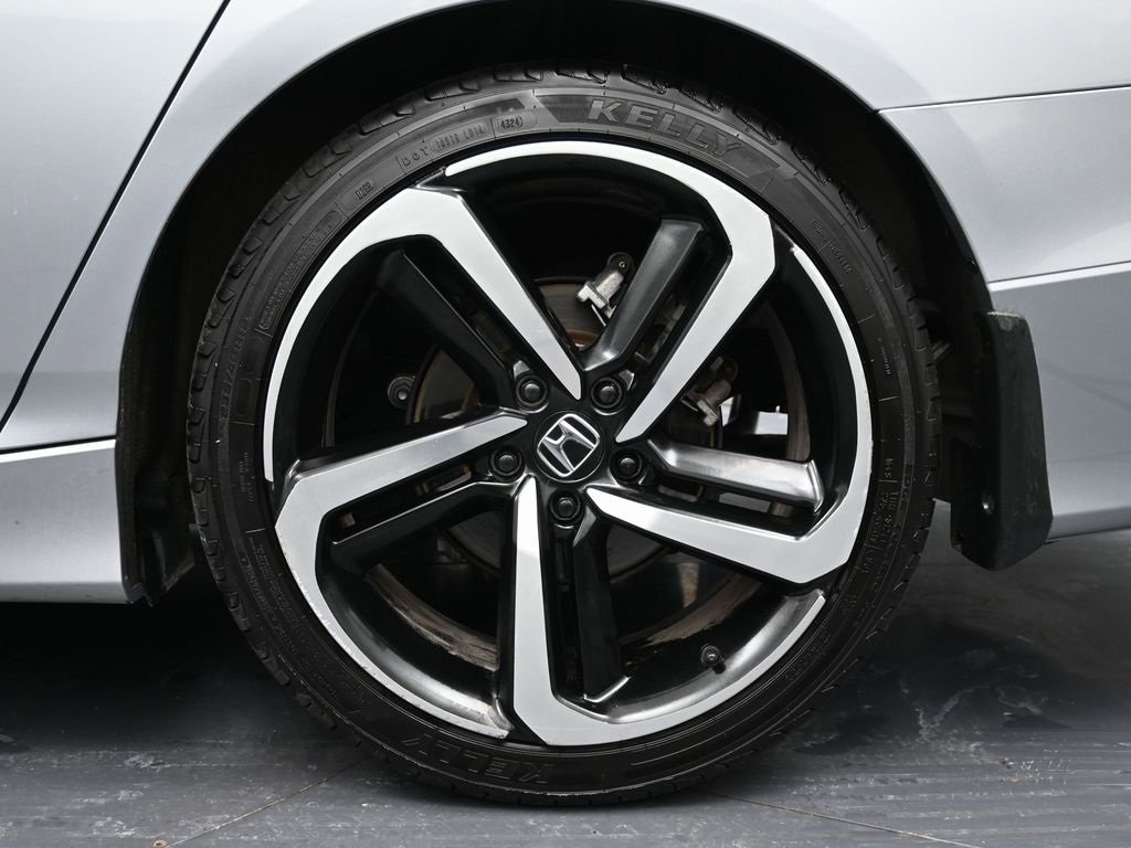 Used 2021 Honda Accord Sport image 12