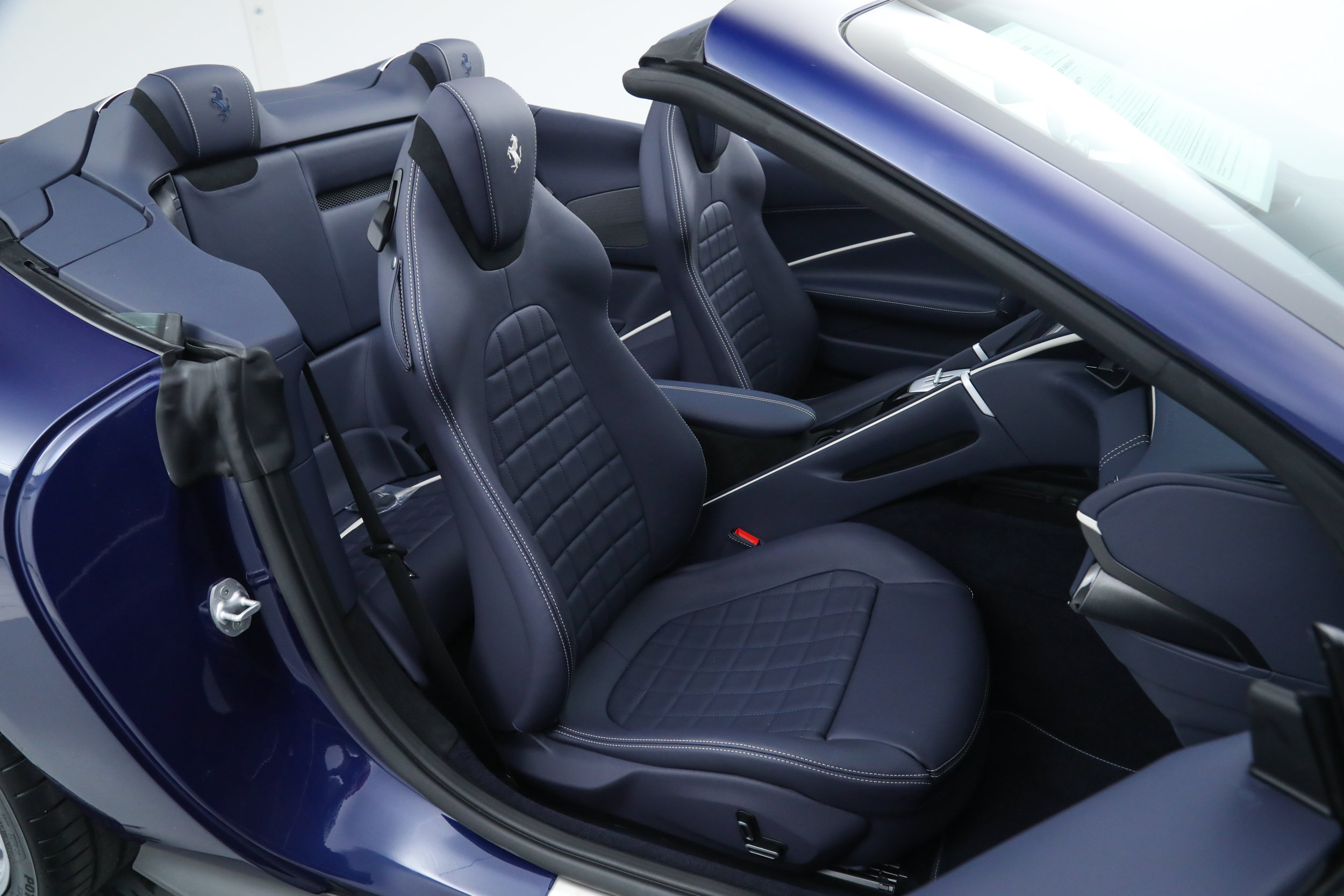 Certified 2026 Ferrari Roma Spider RWD image 22