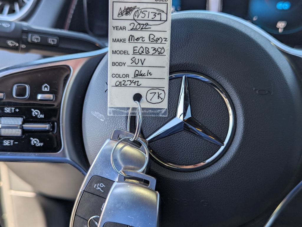 Used 2022 Mercedes-Benz EQB 350 4MATIC image 35