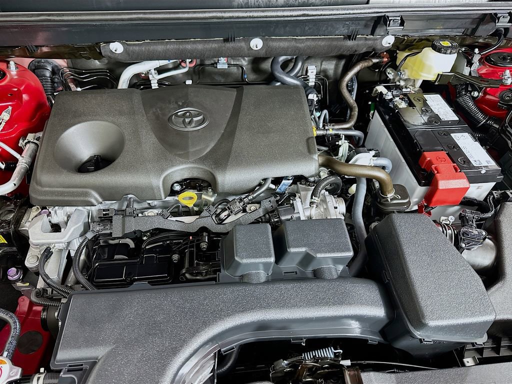 Certified 2025 Toyota RAV4 XLE w/ Convenience Package FWD image 31