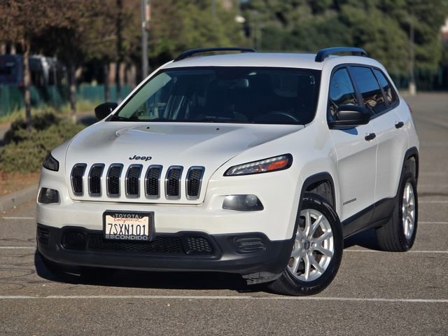 Used 2016 Jeep Cherokee Sport image 17