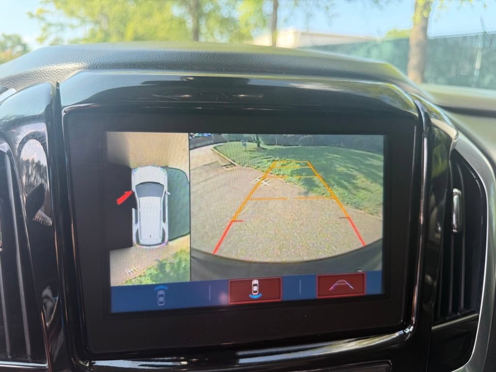 Used 2019 Chevrolet Traverse LT w/ LT Premium Package FWD image 18