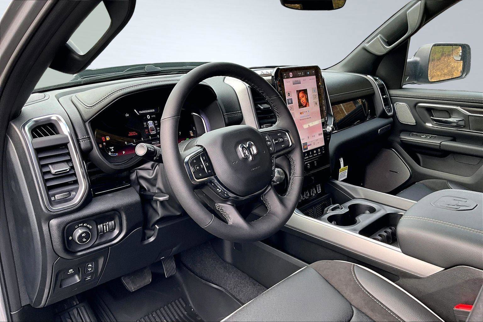 New 2026 RAM 1500 Laramie AWD/4WD image 7