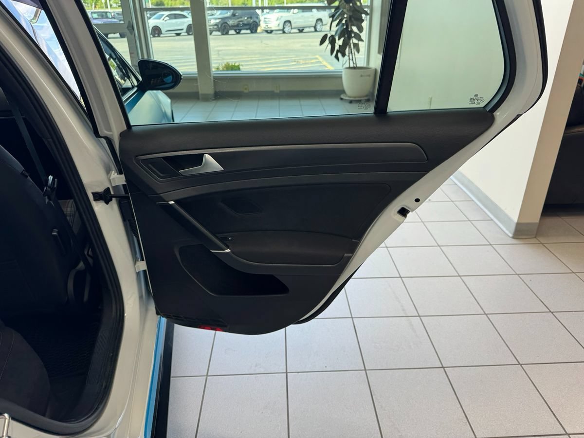 Used 2018 Volkswagen GTI S FWD image 47