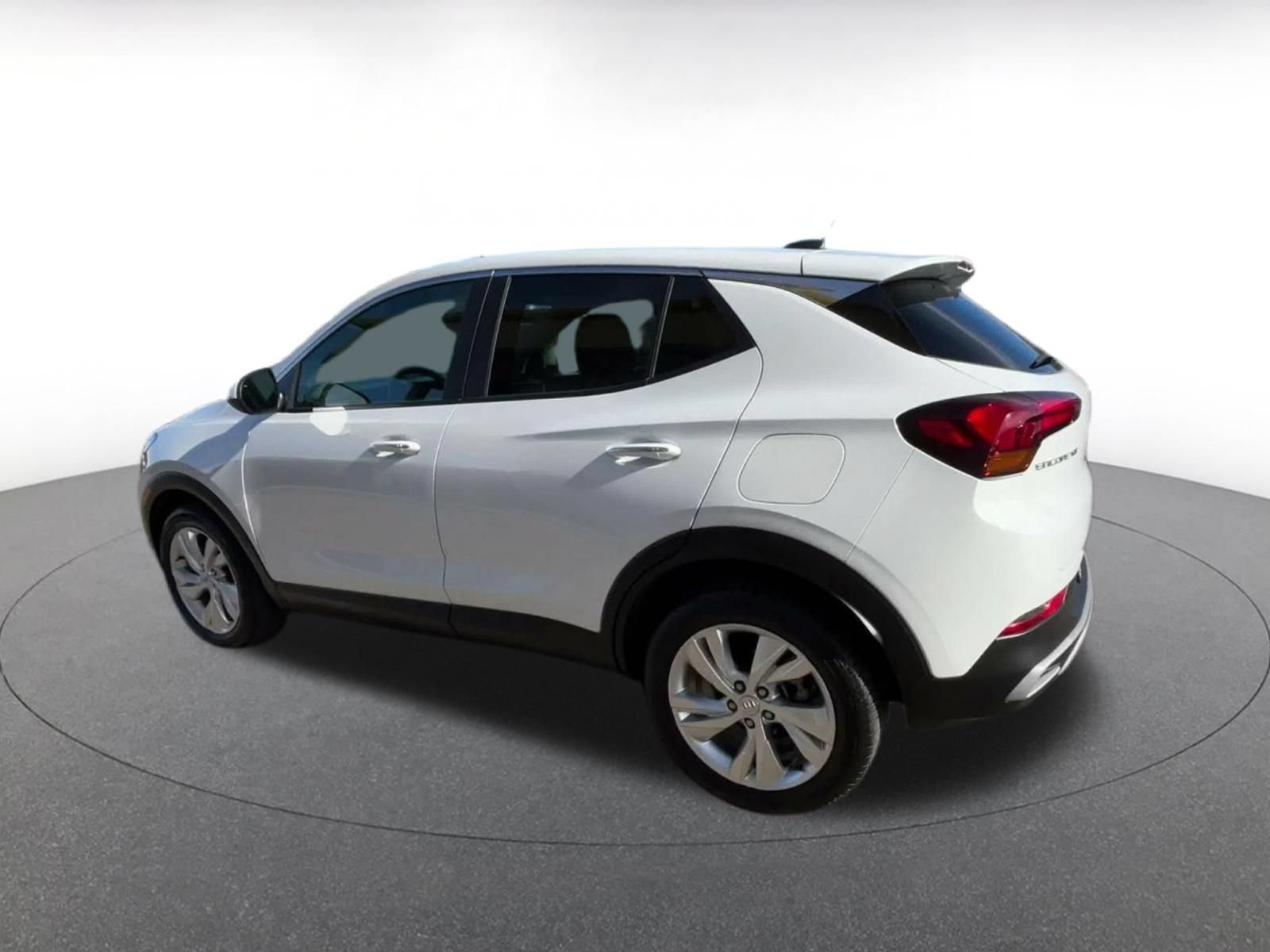 Used 2025 Buick Encore GX Preferred FWD image 10